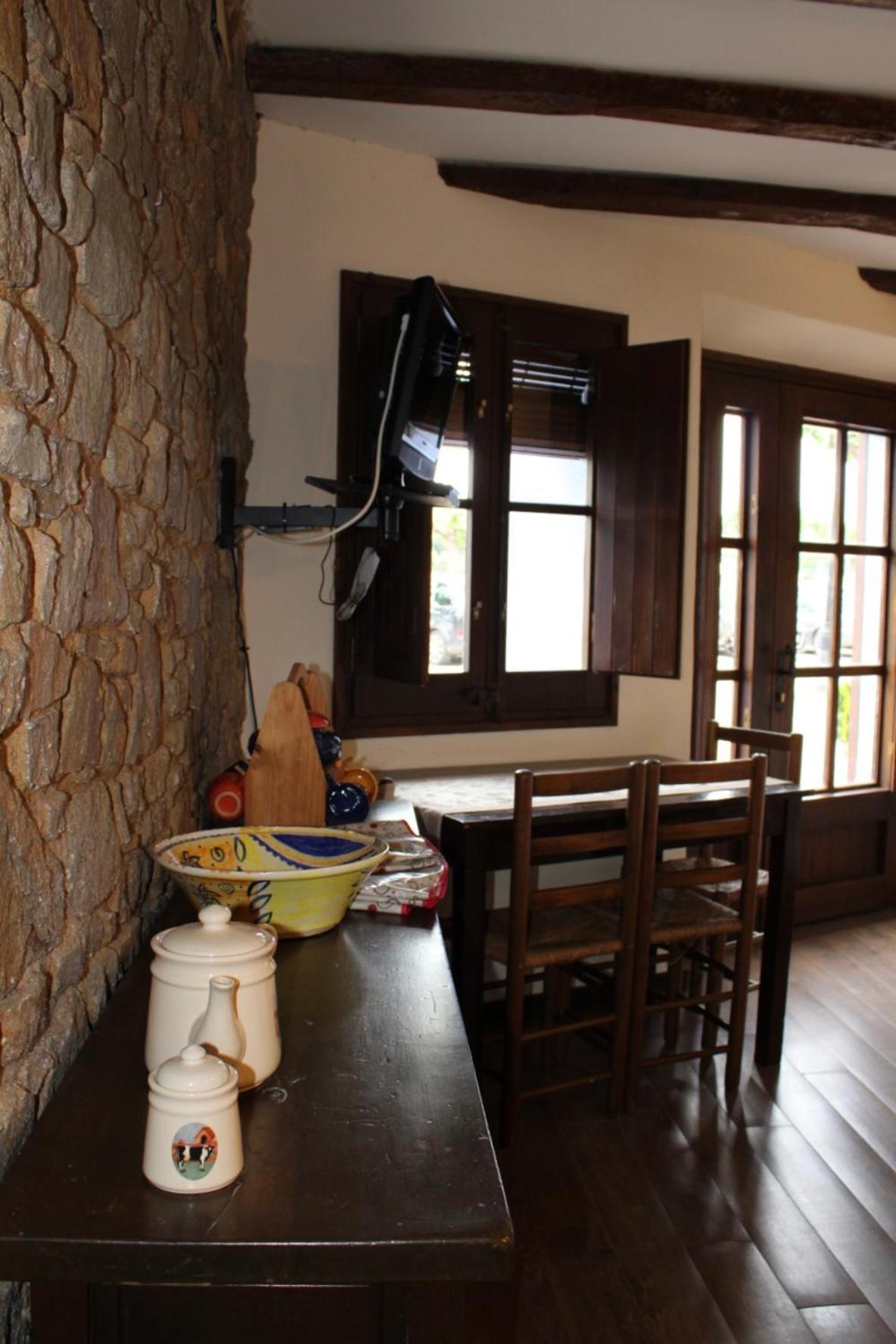 Apartaments Rurals Ai Manyac San Miguel de Cruilles Экстерьер фото